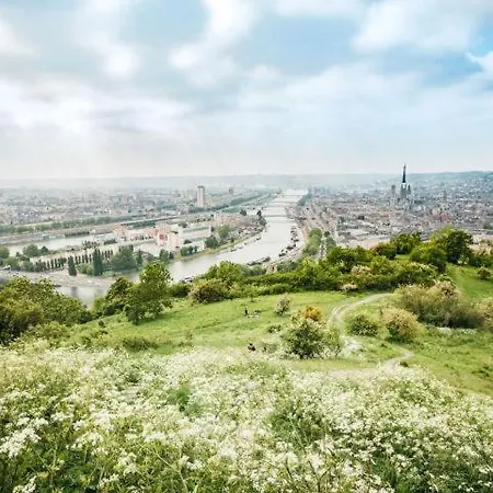 Grand Studio Centre-ville Zen & Vivant Apartamento *